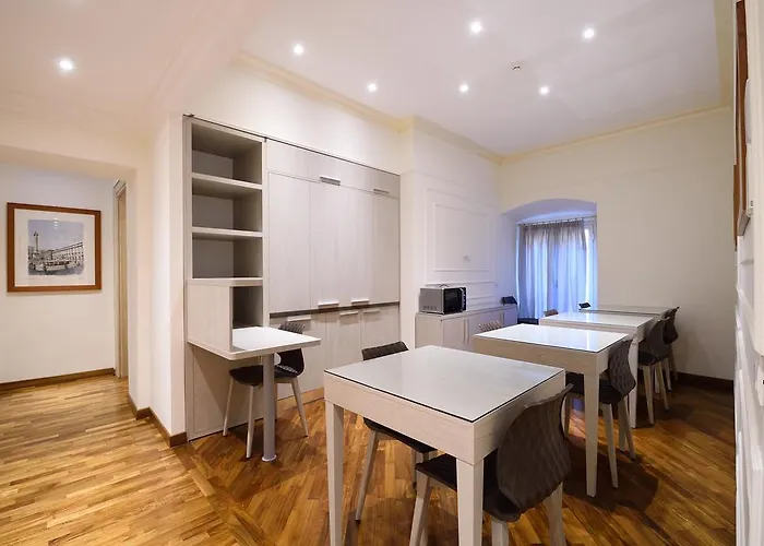Lory House בית הארחה רומא