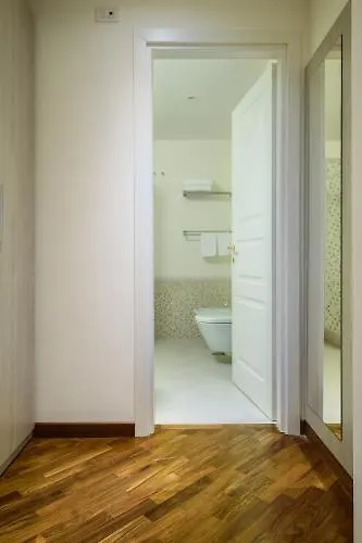 בית הארחה Lory House רומא